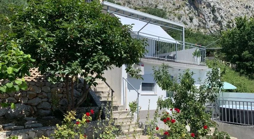Holiday Home Martina Omis - Image 1