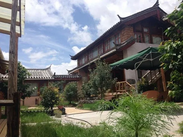 Lijiang Country Lodge - Image 1