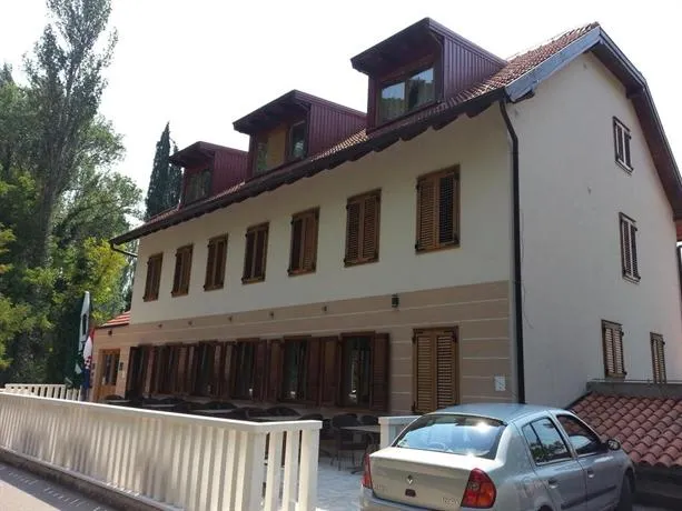 Hotel Roški Slap - Image 1