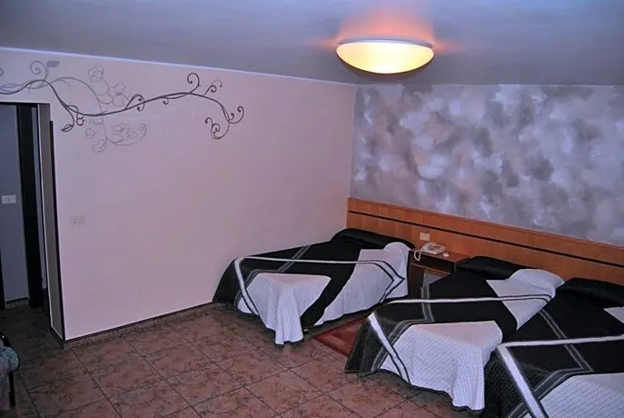 Hotel Palacio de los Vallados - Image 1