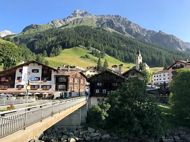 Hotel Piz Tambo - Image 1