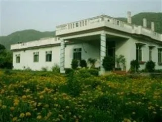 Pushkar Valley Resort - Image 1