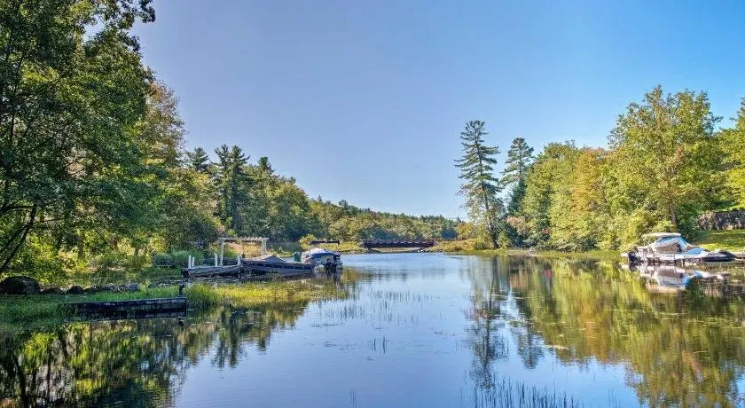 Waterfront Weare Cottage w/ Fire Pit & Kayaks - Image 1