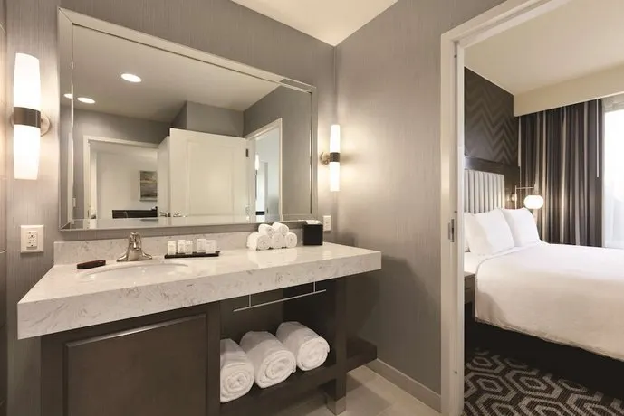Embassy Suites by Hilton Portland Hillsboro, Oregon - Image 1