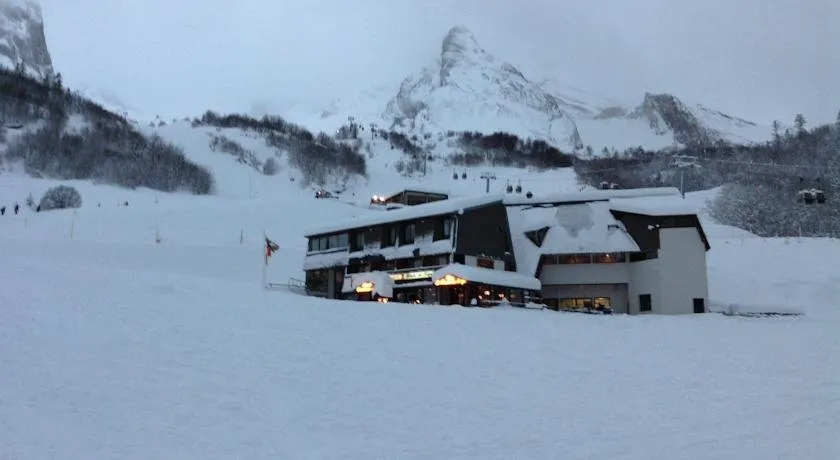 Hôtel La Boule de Neige - Image 1