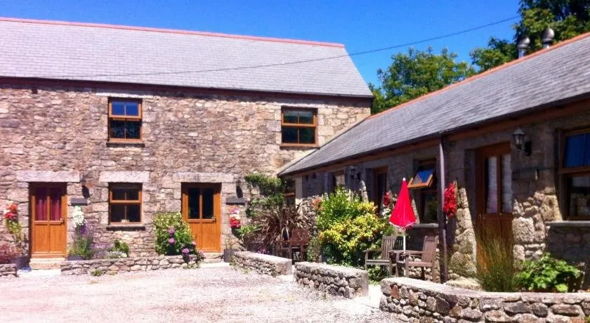 Higher Carthew Farm - Image 1