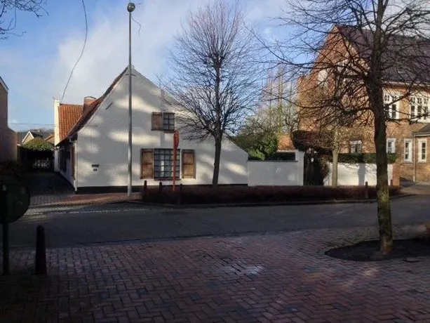 Flemish cottage - Image 1