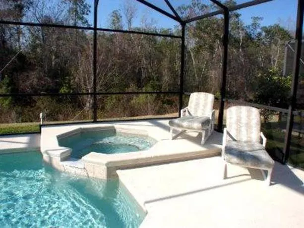 Willow View Drive - Image 1