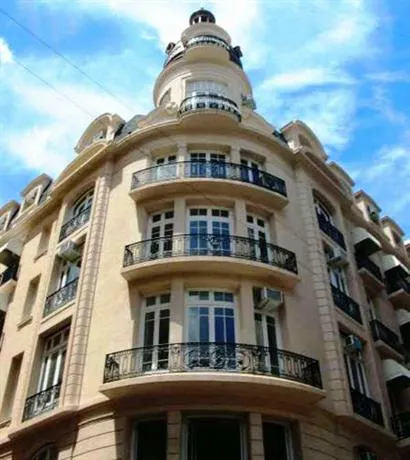 Forcadell Apartments - Image 1