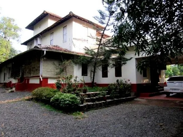 Eadens Hermitage Home Stay - Image 1