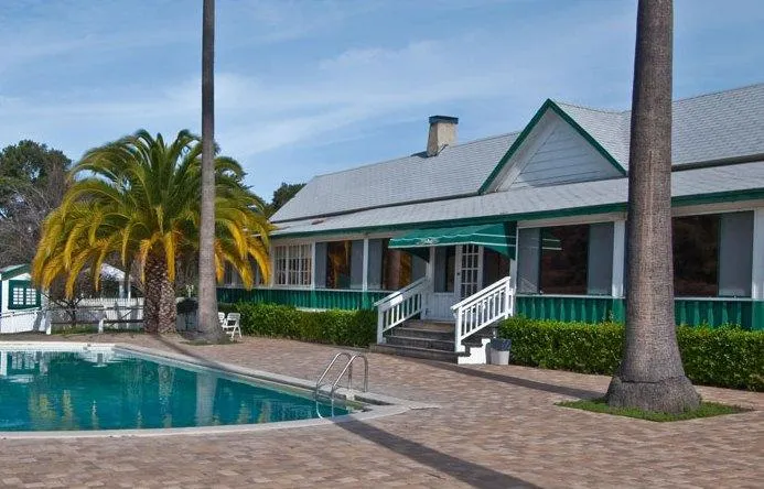 Los Laureles Lodge - Image 1