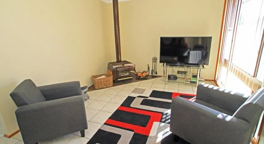 Relax and Unwind in Badgee - Image 1