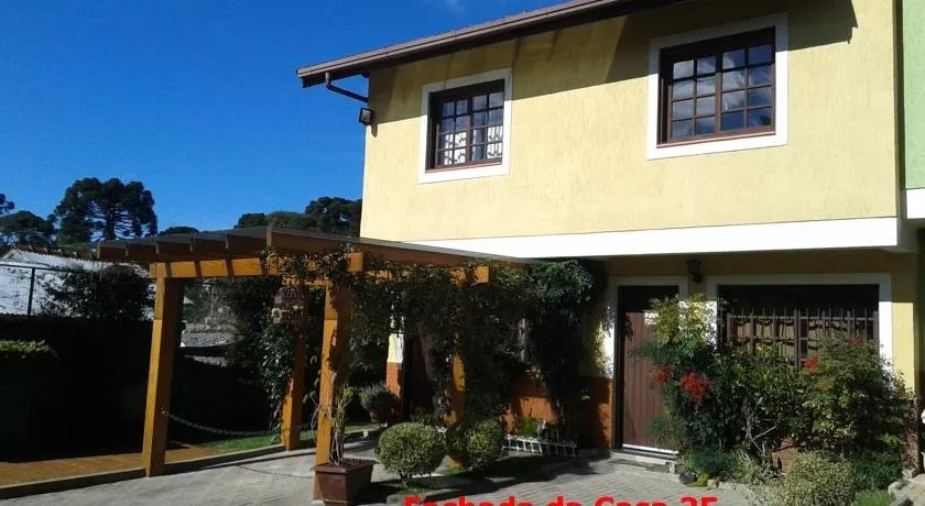 Casa 25 (Dois Pinheiros) - Image 1