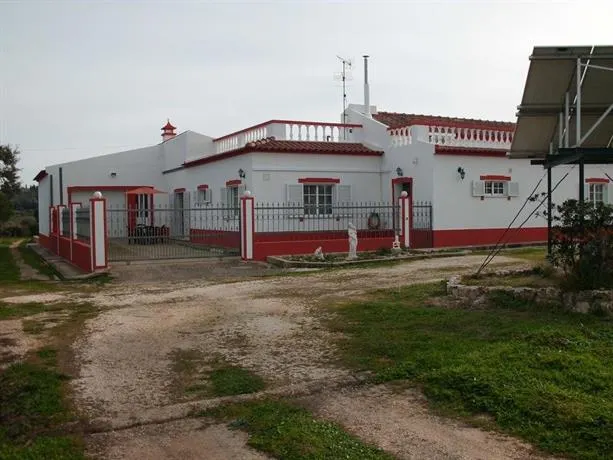 Moradia perto dos Palmares - Image 1