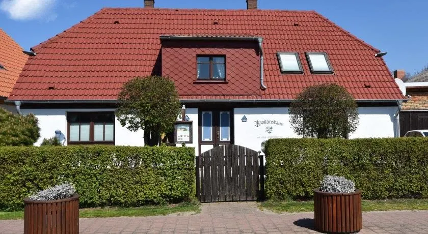 Kapitänshaus Schaprode - Image 1