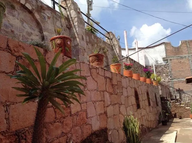 Hospedaje Casa los Manzanos - Image 1