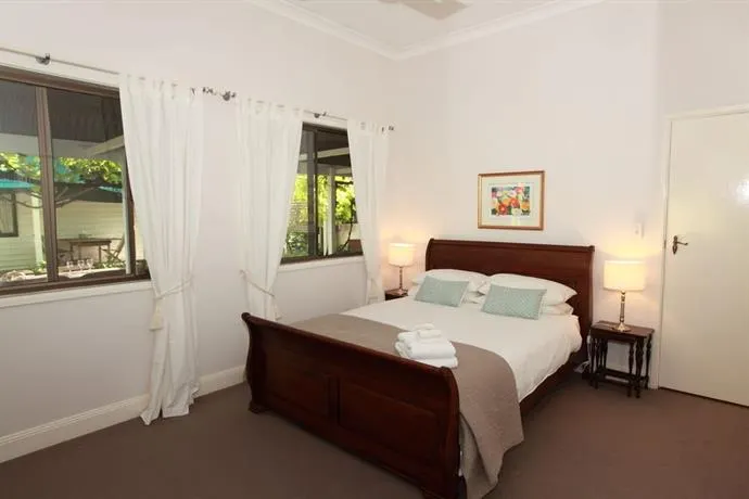 Avoca House & Cottage Accommodation Wollombi - Image 1