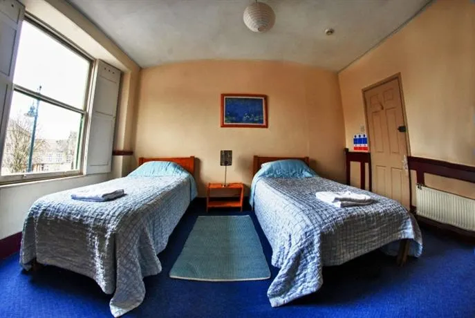 Holbrook House - Image 1