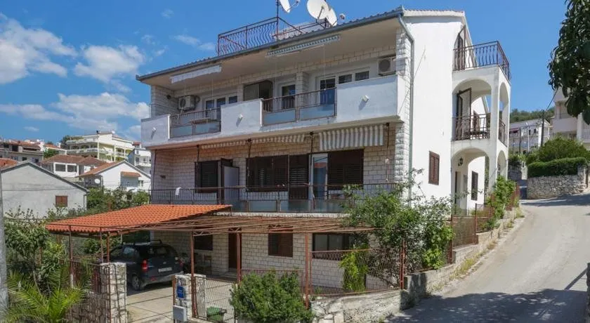 Apartmani LEILA - Image 1