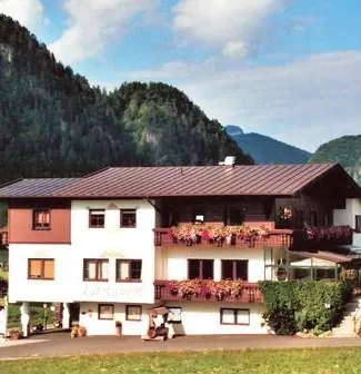 Liftstueberl Walchsee Gasthof - Image 1