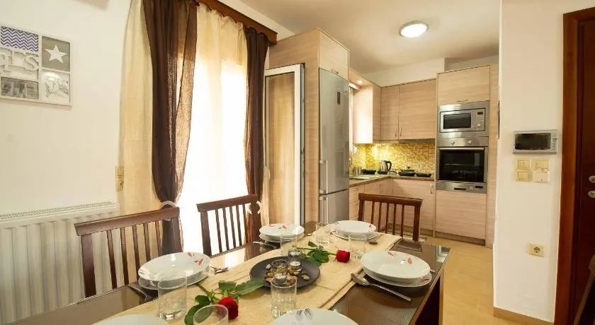 Stefanos Family Apartments - Image 1