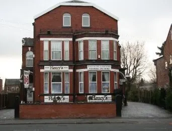 Henry's - Image 1