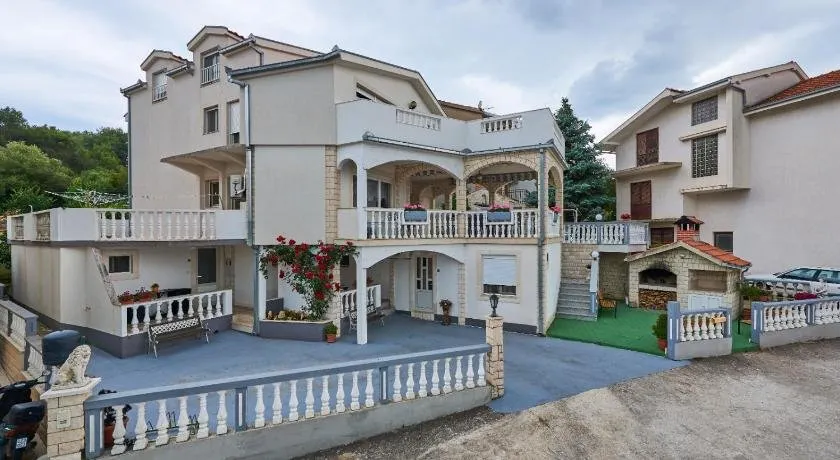 Apartments GAGULA - Image 1