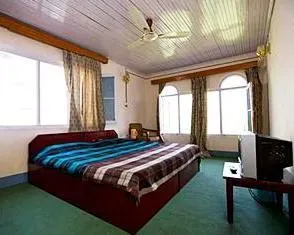 Swiss Hotel Kashmir - Image 1