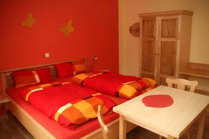Landhotel Brauner Hirsch - Image 1