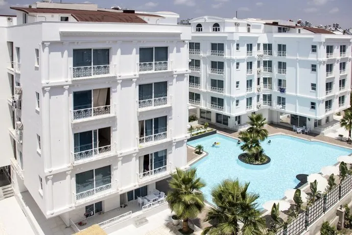 Hun Club Apart-Hotel - Image 1