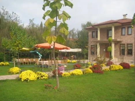 Sapanca Atl Kosk - Image 1