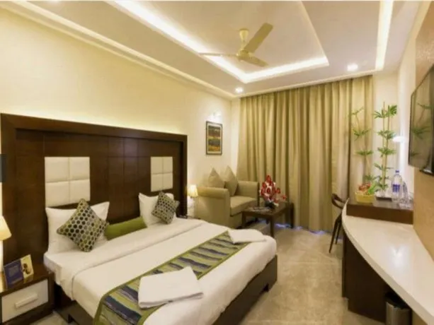 Suvarna Inn - Image 1