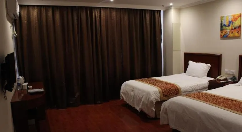 GreenTree Alliance Hotel Urumqi Airport Branch - Image 1