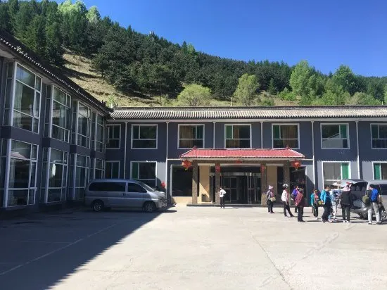 Singer Mount Wutai Fast Hotel - Image 1