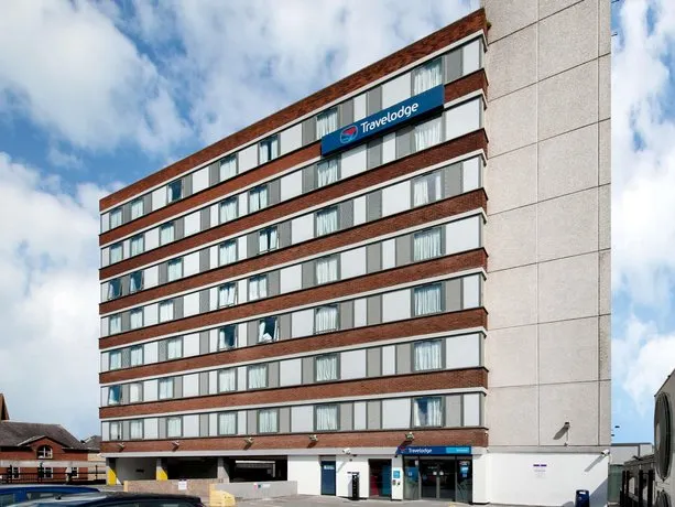Travelodge Altrincham Central - Image 1
