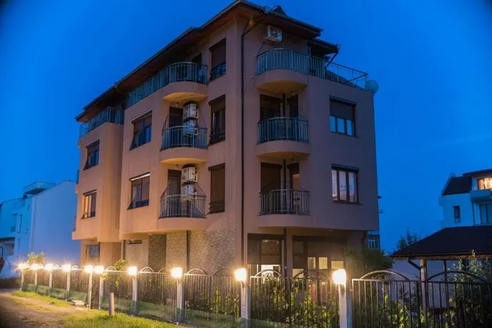 Guest House Georgievi - Image 1