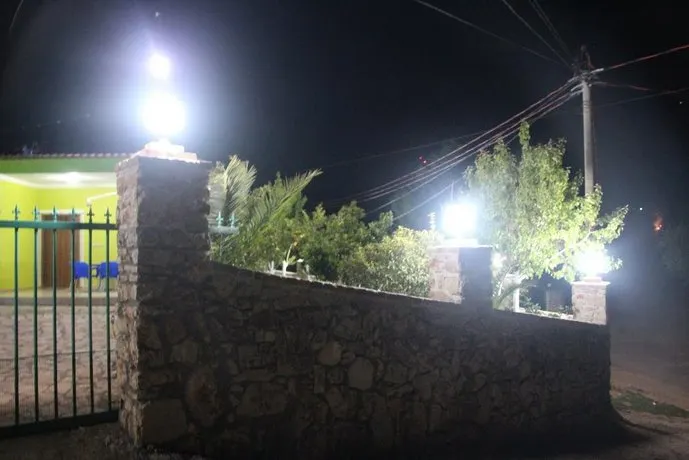 Garden House - Image 1