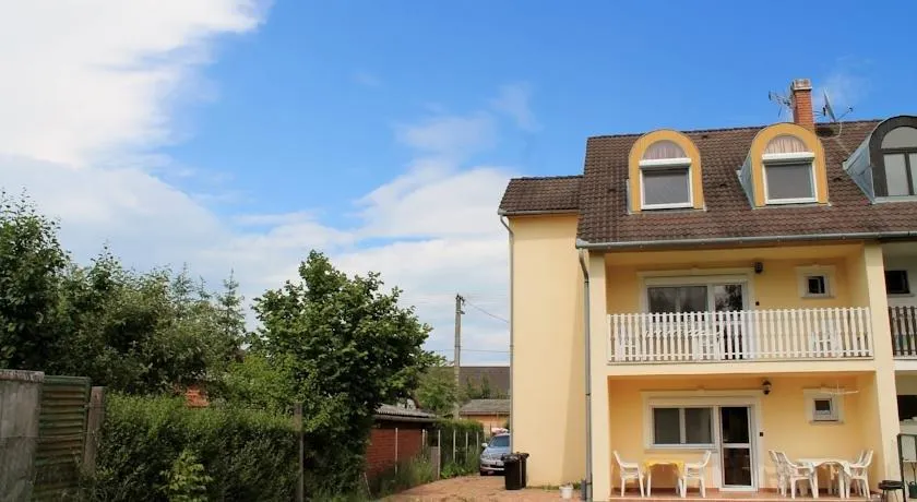 Fausztland Apartments - Image 1