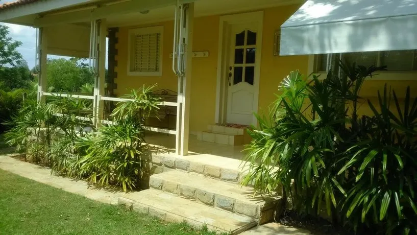 Casa na Represa do Broa - Condomínio Vila Pinhal - Image 1