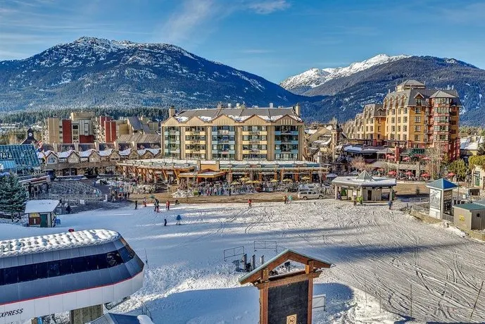 Carleton Lodge by Whistler's Best Accommodations - Image 1