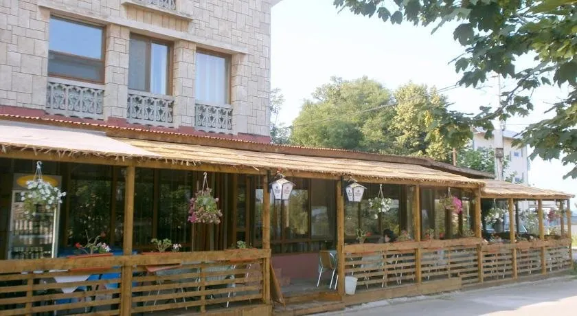 Hotel Claudia - Image 1