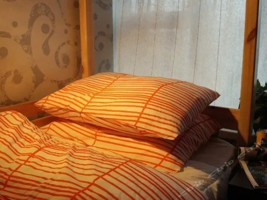 Jiuhao Zujie Youth Hostel - Image 1