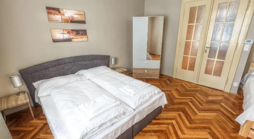 Modern Apartment Biskupska - Image 1