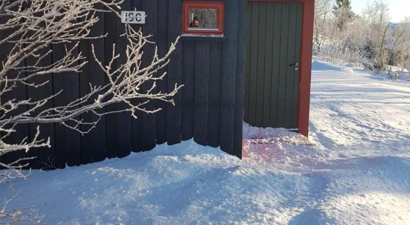 Knutebu Two-Bedroom Cottage - Image 1
