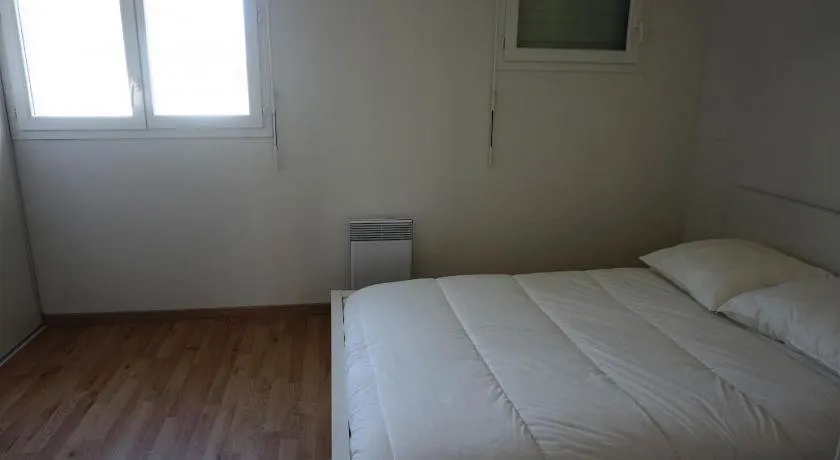 3 RESIDENCE BLEU MARINE - Image 1