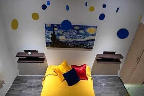 Hotel 33 Boutique - Image 1
