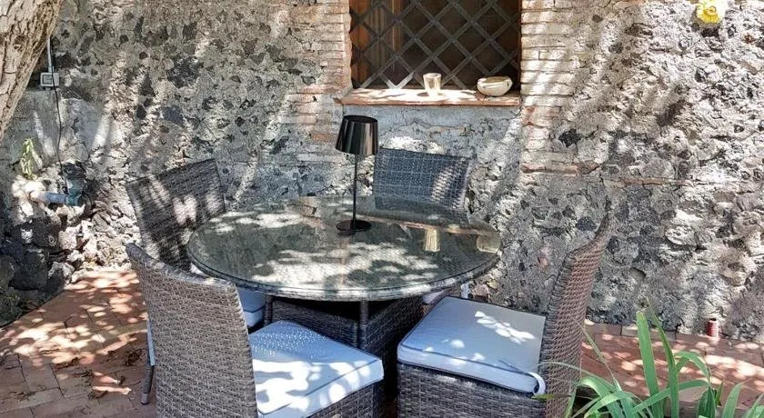 Villa Segreta, Mount Etna - Image 1