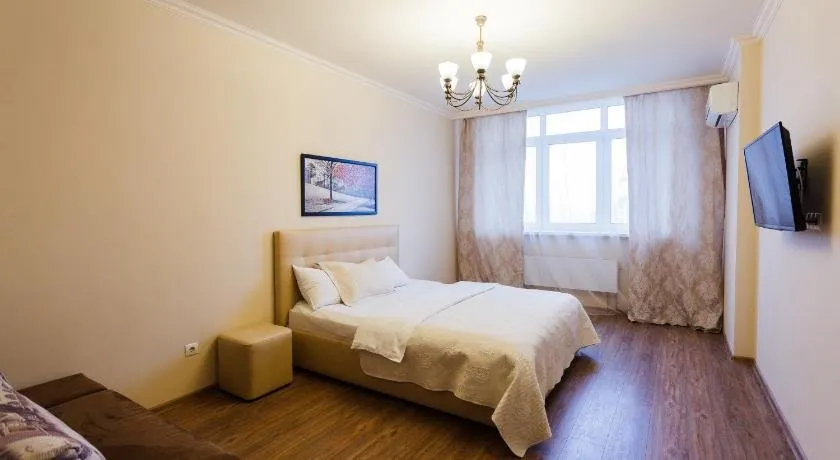 Apartment with two Bedroom on Bazhana 8b - Image 1