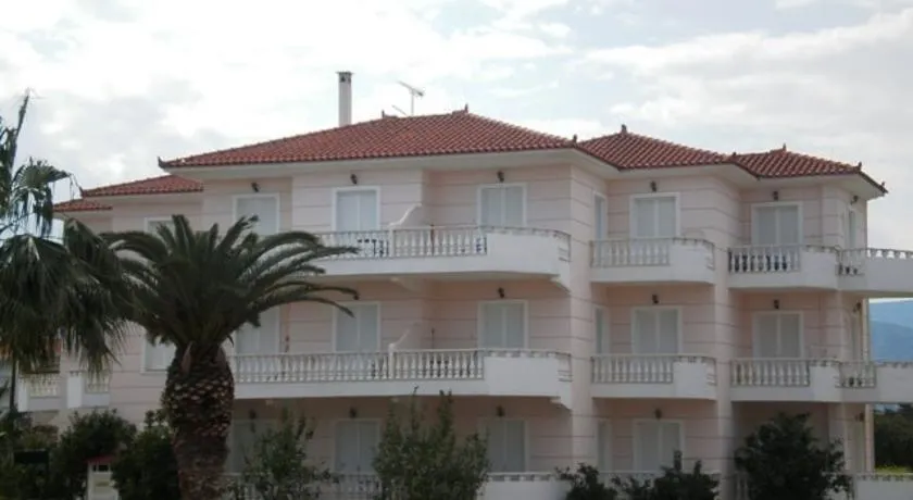 Castro Apartments - Image 1
