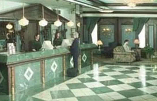 Hotel Courtenay Bay - Image 1